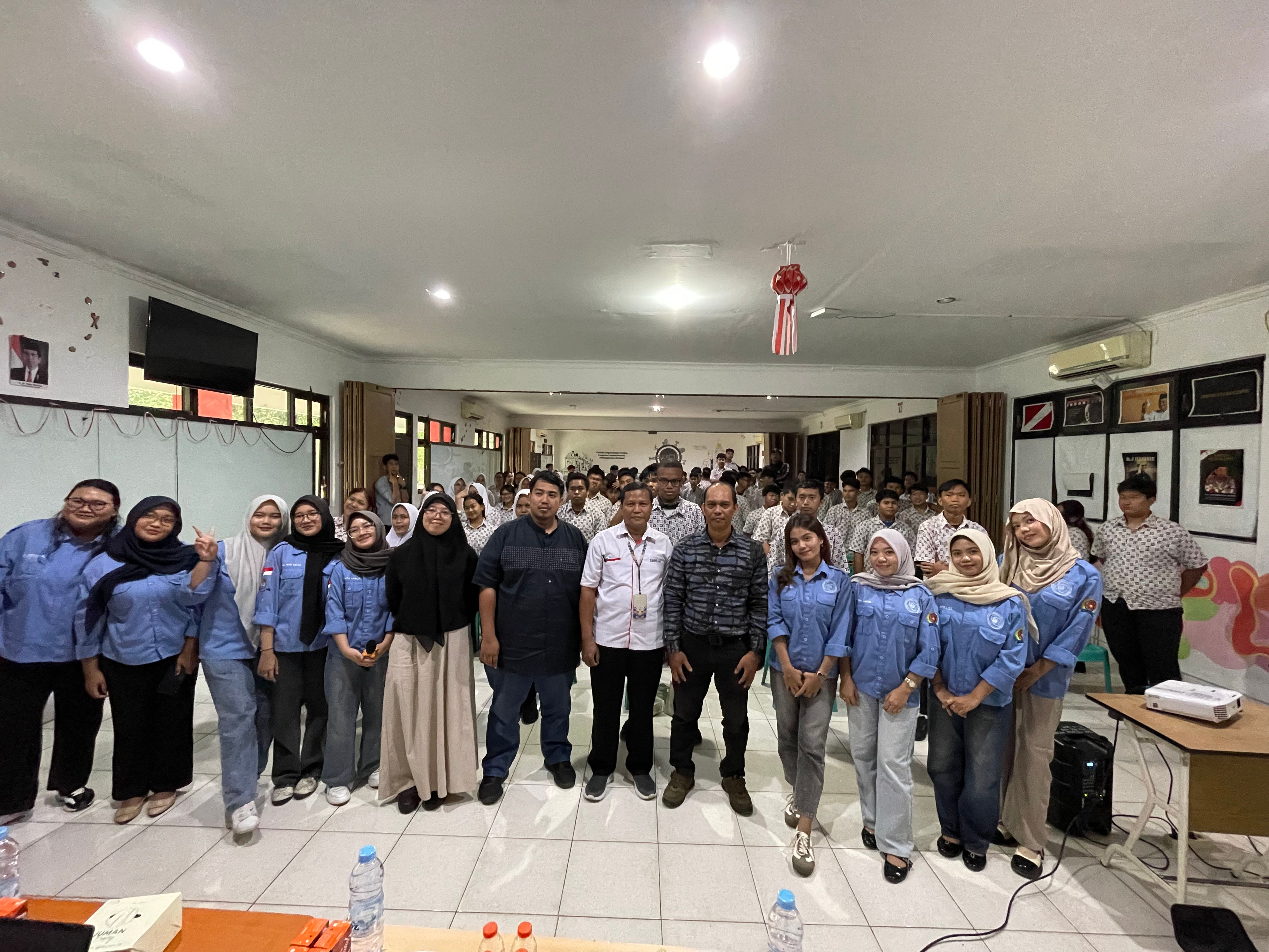 Dokumentasi Diskusi Ilmiah di SMK Telkom Medan (1)