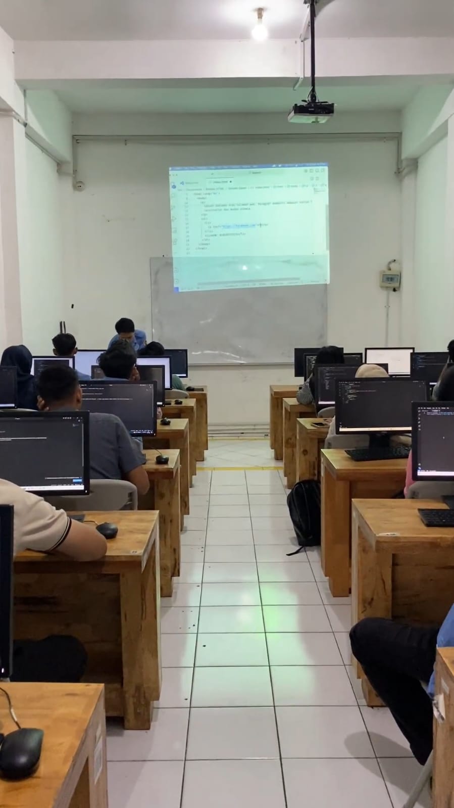 Dokumentasi Dokumentasi Pelatihan Kader (1)
